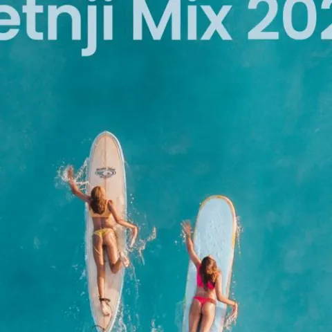 Peaches歌词 - Justin Bieber / Daniel Caesar / Giveon