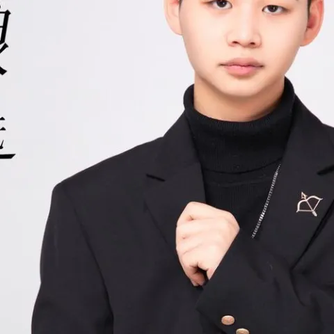 姑娘在远方歌词 - 杨树人