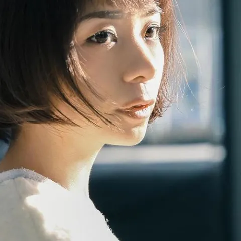 岁月神偷歌词 - 金玟岐