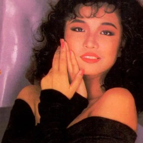 挑战歌词 - 黄敏华