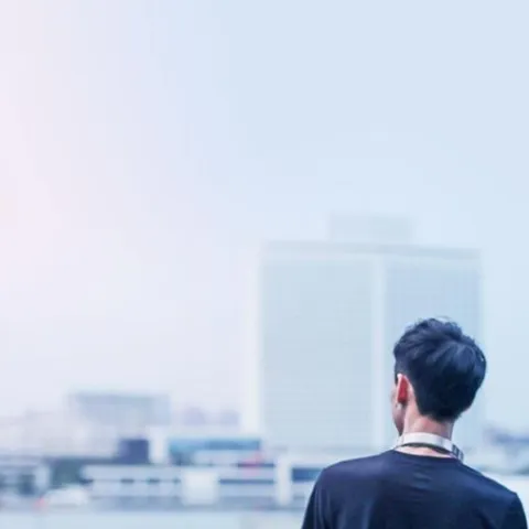 南边的城市 歌词 - 广东雨神 / 花姐