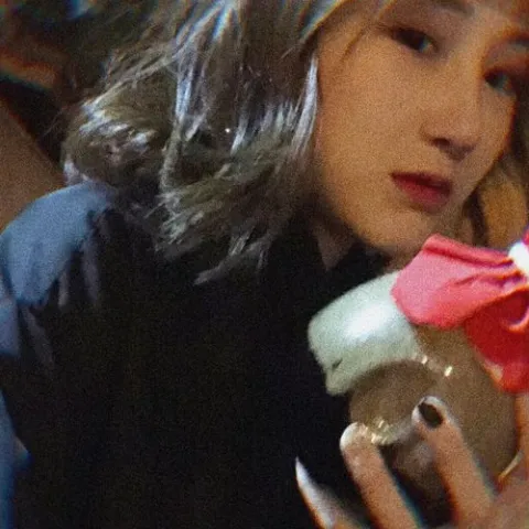 你的酒馆对我打了烊 歌词 - 陈雪凝