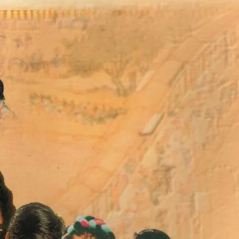 洪湖水浪打浪 歌词 - 王玉珍 电影《洪湖赤卫队》插曲