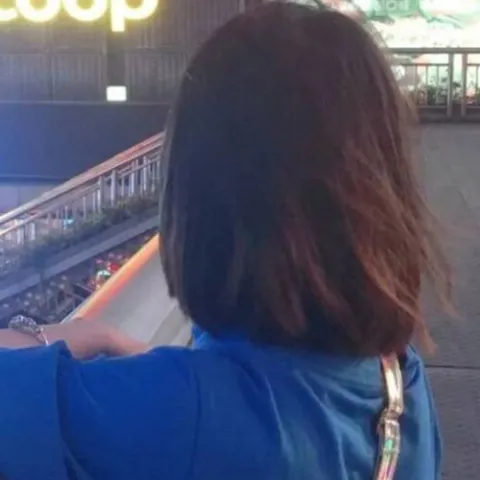 这次你不能走 我不会放开手 歌词 - 人间追梦 / 萌妹