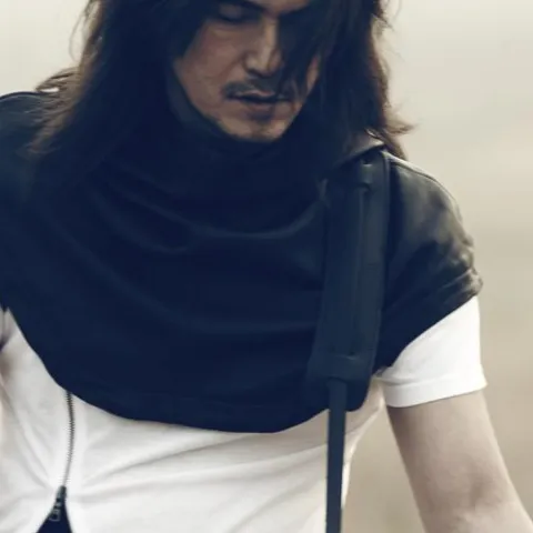 老朋友 歌词 - 迪克牛仔