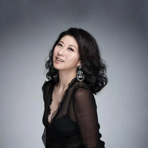 曾经心痛 歌词 - 叶倩文