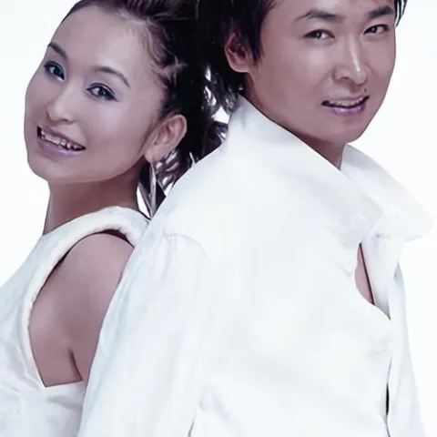 美极了 歌词 - 冯晓泉 / 曾格格