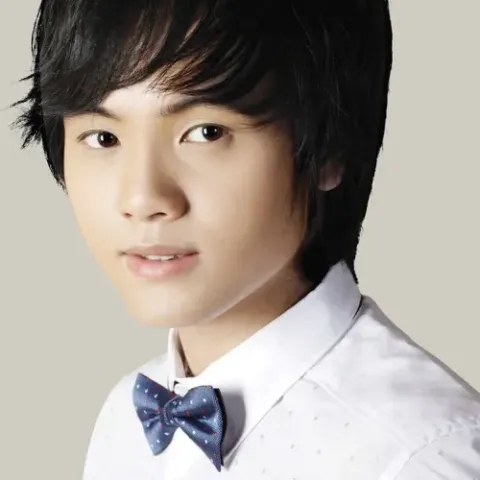 庸人自扰 歌词 - 郑源