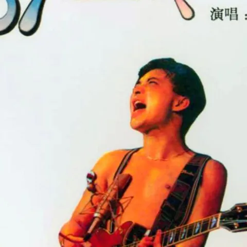 路灯下的小姑娘